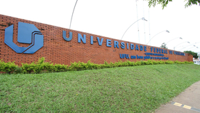 UFU MG anuncia concurso para professores