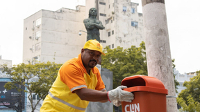 Concurso Clin RJ terá 150 vagas para gari; saiba sobre o cargo!